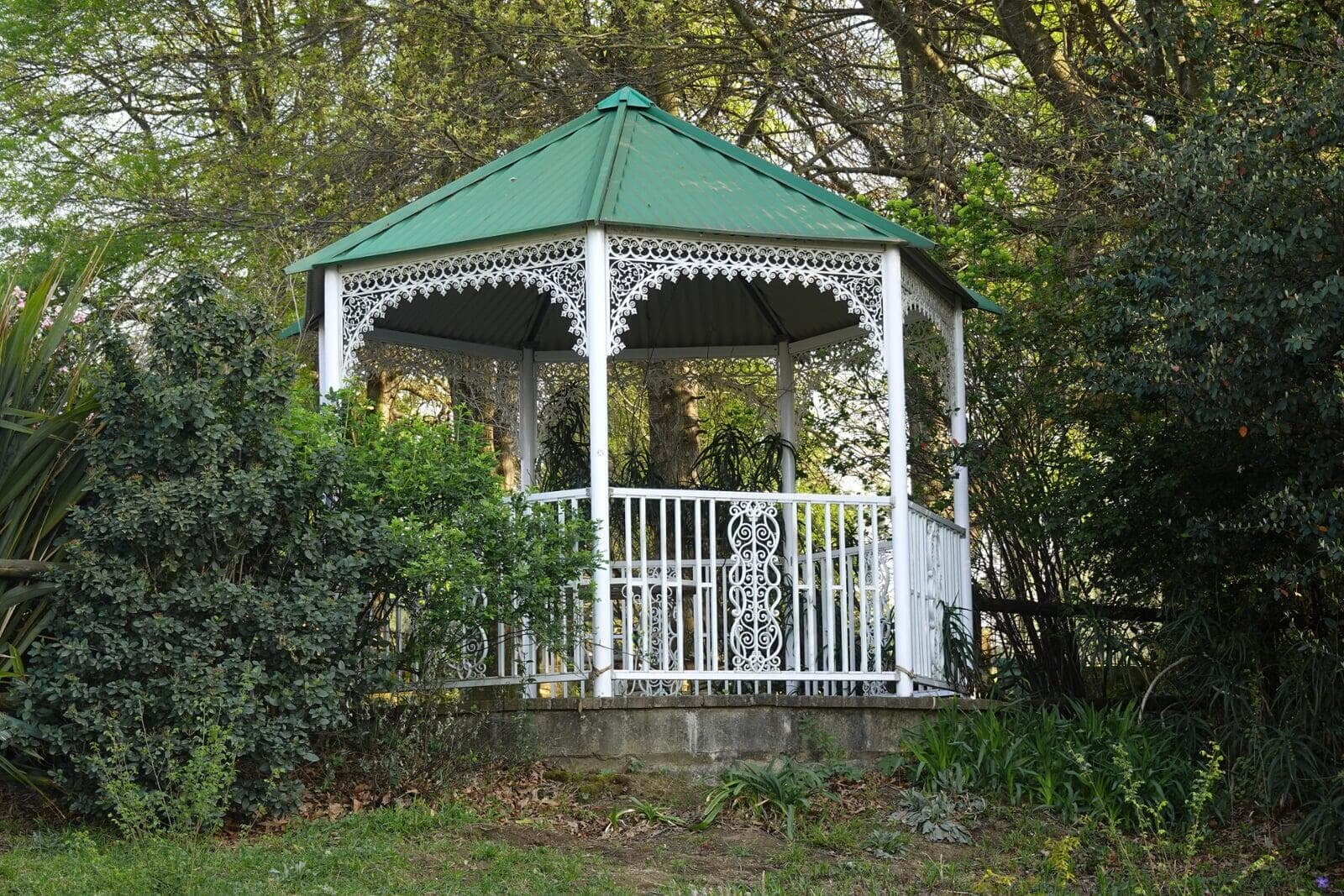 A gazebo creates a destination in your yard: a place to sit, gather, and spend more time outdoors. Its size and placement can make a big difference in how the surrounding space feels and functions. We’ll help you think through a design that fits your property. New gazebo construction Gazebo replacement Gazebo repairs Seating area construction Site preparation for gazebo projects